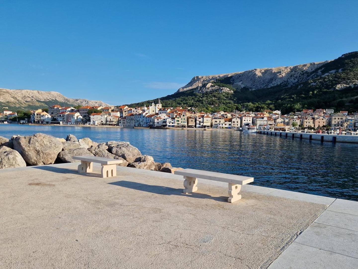 Apartments Kucar Baška Exteriér fotografie
