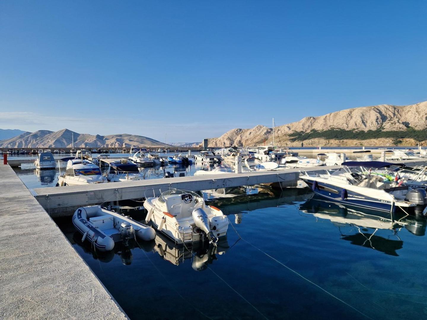 Apartments Kucar Baška Exteriér fotografie